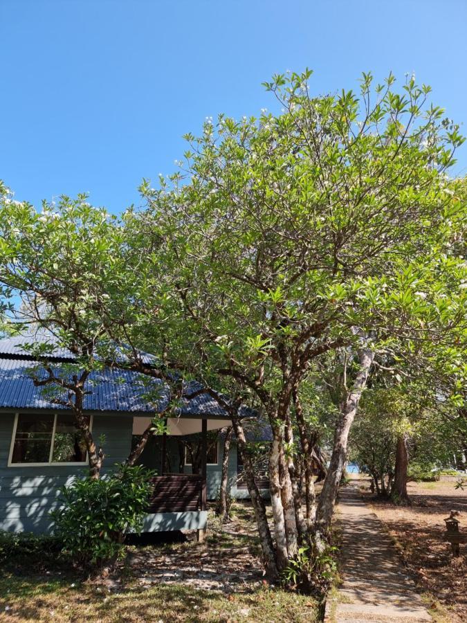 Phayam Cottage Resort Koh Phayam Luaran gambar